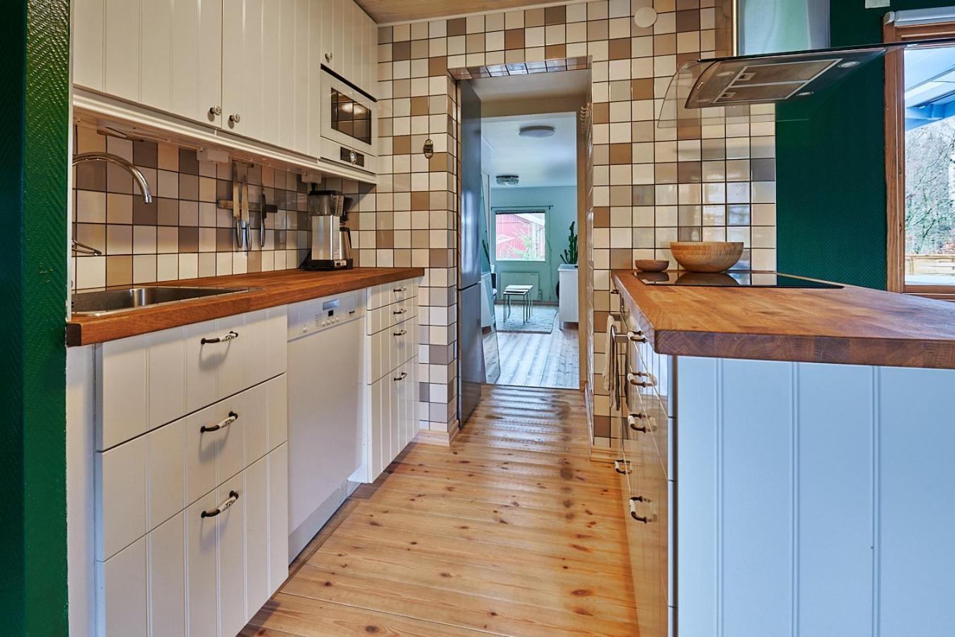 Holiday home Cosy W Fireplace 3 Mins From Soederasen Park